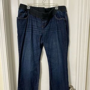 Old Navy Maternity Jeans -18